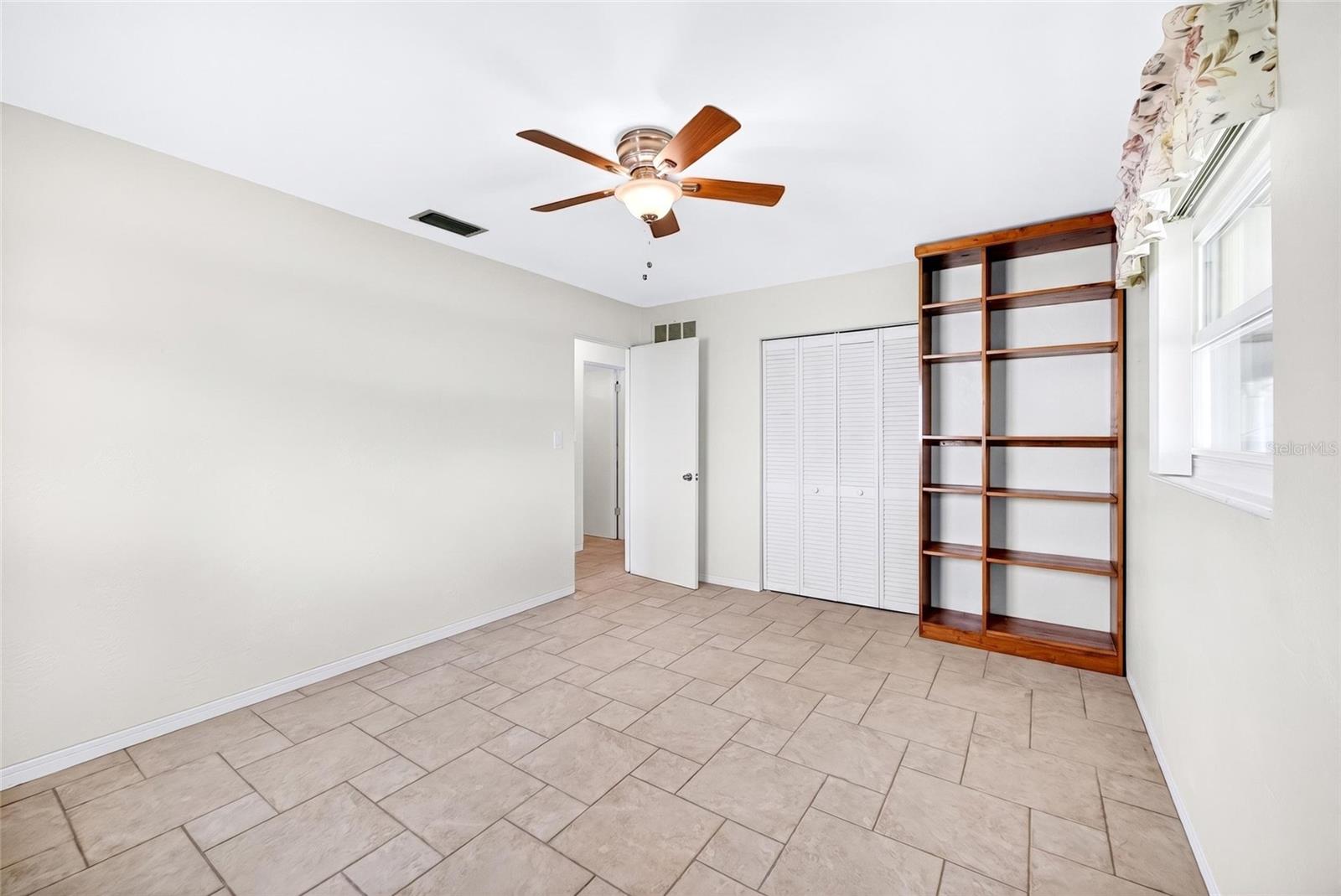SHERYL MANOR UNIT 5 - Residential