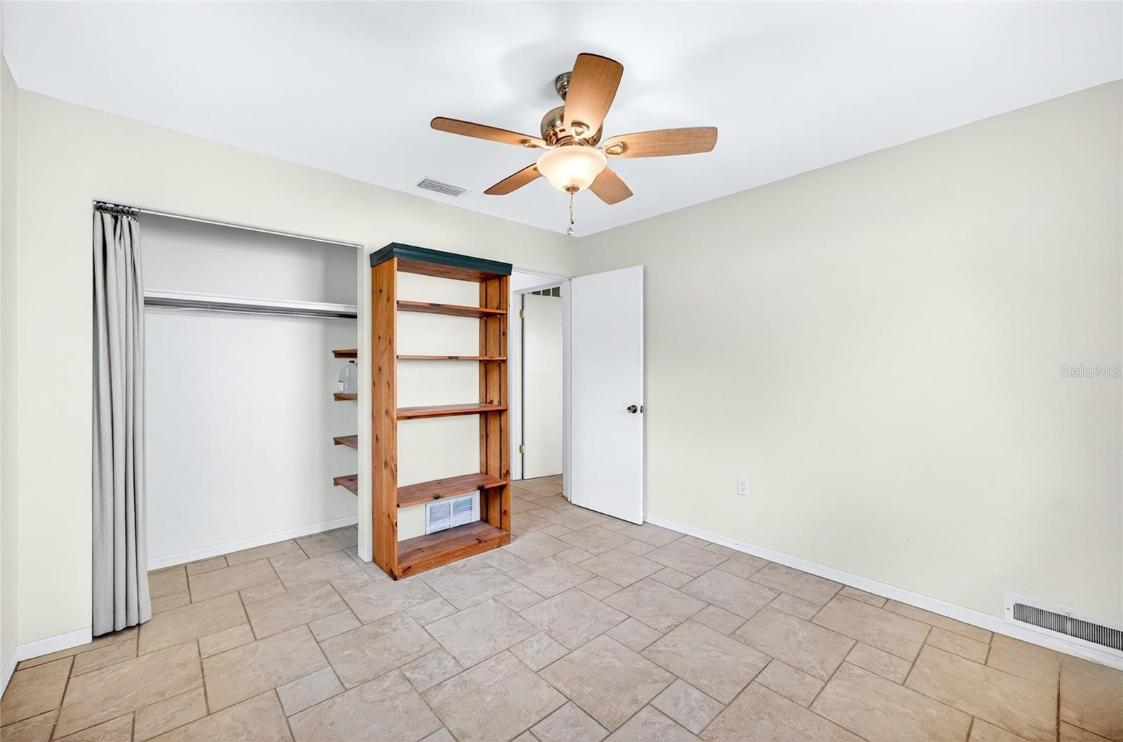 SHERYL MANOR UNIT 5 - Residential