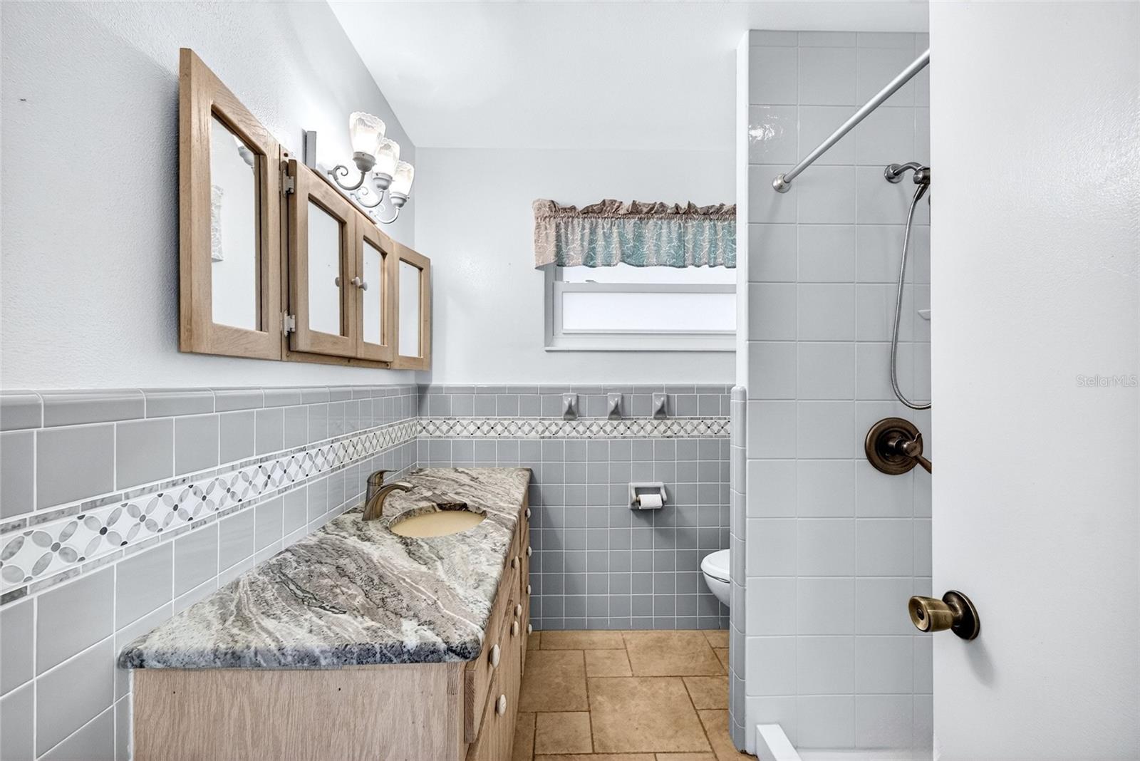 SHERYL MANOR UNIT 5 - Residential