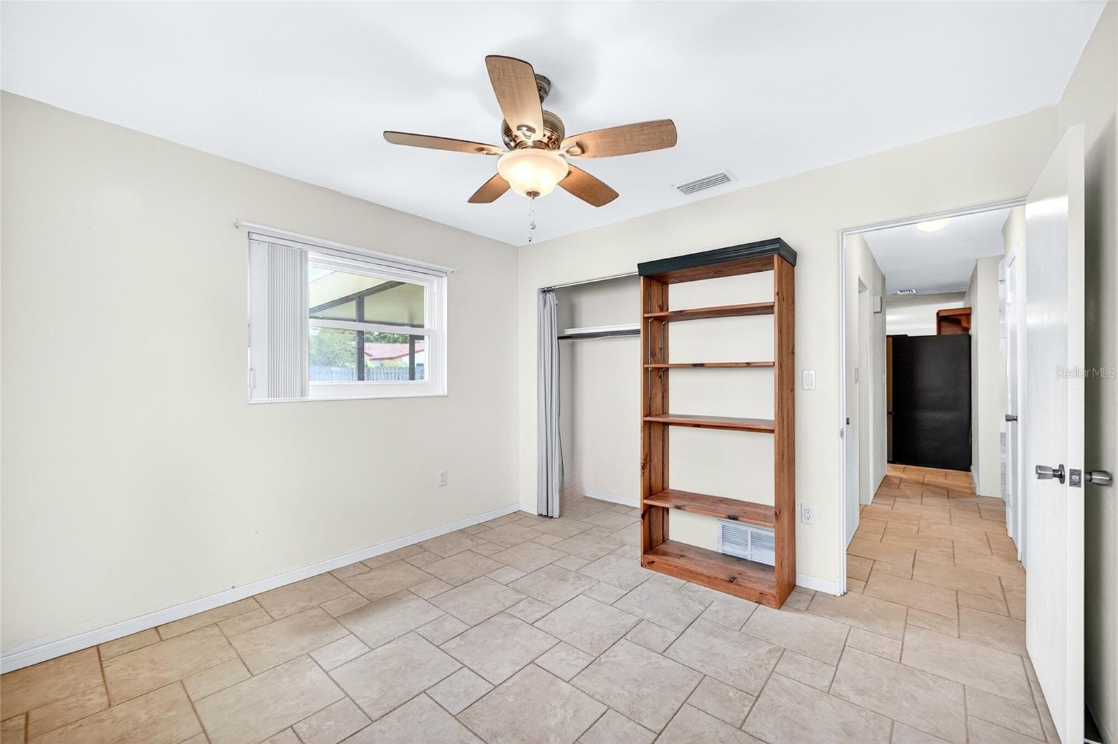 SHERYL MANOR UNIT 5 - Residential