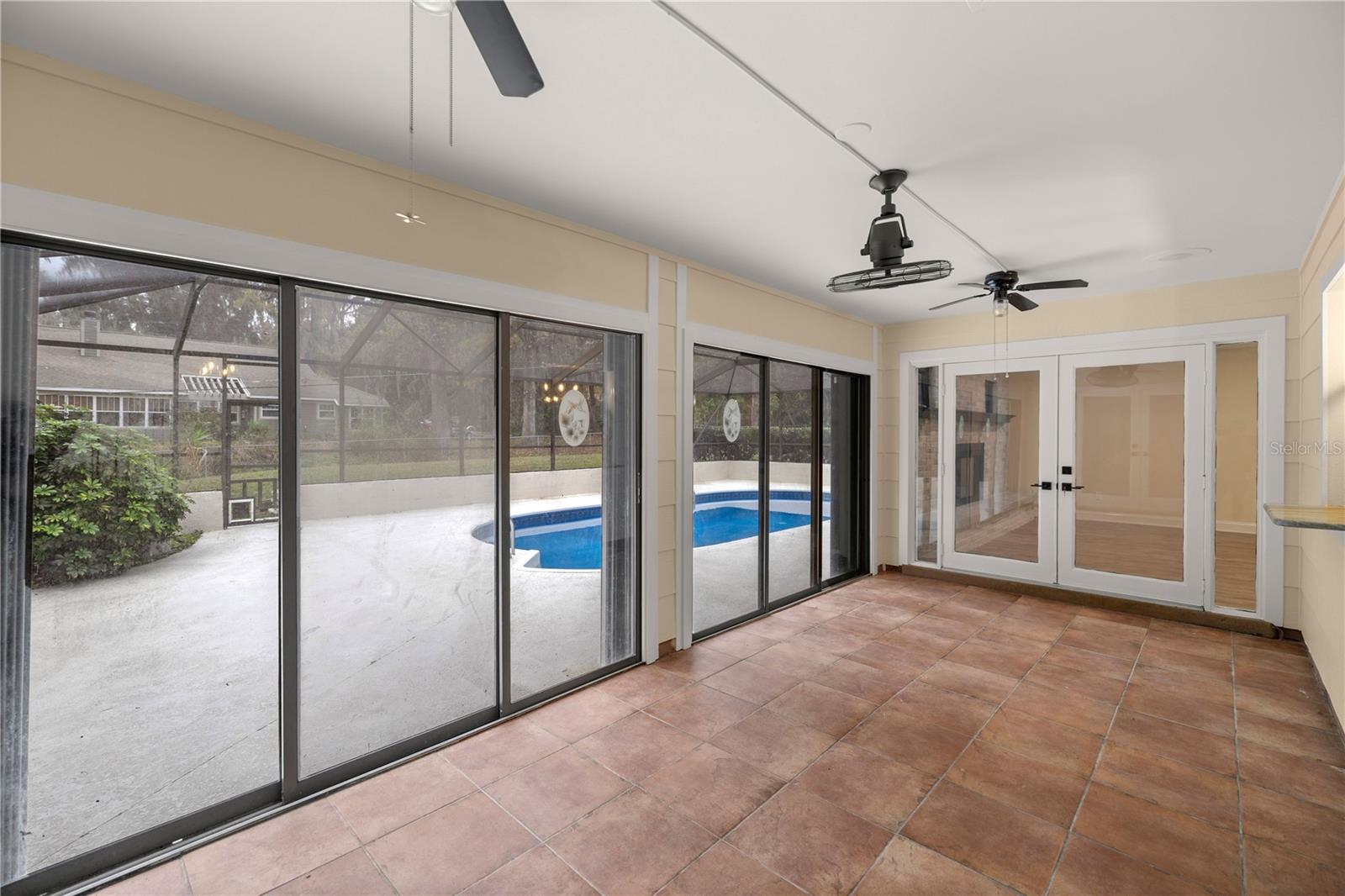 SHERWOOD HILLS - Residential