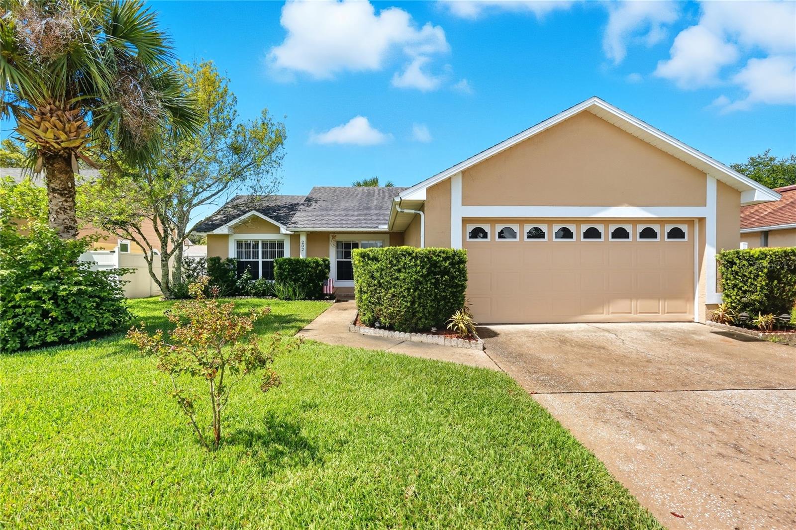 This inviting 3-bedroom, 2-bath home with a 2-car garage is tucked away on a quiet cul-de-sac and offers both comfort and convenience. Inside, you’ll find a desirable split floor plan, vaulted ceilings, and ceramic tile flooring throughout, creating an open and airy feel. The functional layout is complemented by a fully fenced backyard, perfect for entertaining, gardening, or enjoying Florida’s sunshine in privacy.
Location is everything, and this home delivers! Just minutes from the Central Florida Zoo & Botanical Gardens, Zoom Air Adventure Park, and the scenic Sanford RiverWalk along Lake Monroe, there’s always something to explore. Historic Downtown Sanford is also close by, offering unique shops, restaurants, breweries, and a vibrant arts scene. Nearby parks such as Fort Mellon Park and Lee P. Moore Park provide playgrounds, splash pads, sports courts, and green spaces for all ages. Easy access to major highways makes commuting a breeze, while the home is zoned for highly regarded Seminole County schools.
Don’t miss the opportunity to own a well-maintained home in a sought-after community with unbeatable proximity to Sanford’s best attractions!
