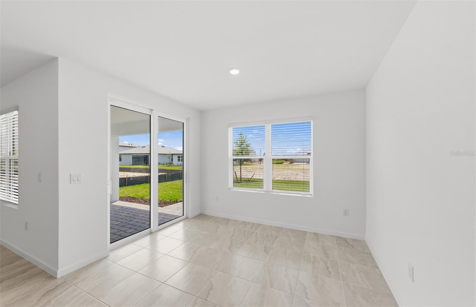 LAKESPUR WELLEN PARK - Residential
