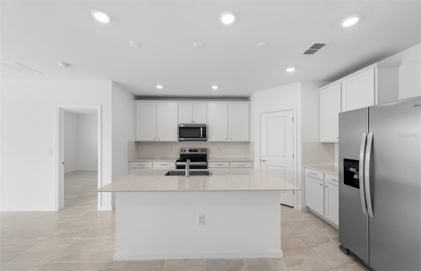 LAKESPUR WELLEN PARK - Residential