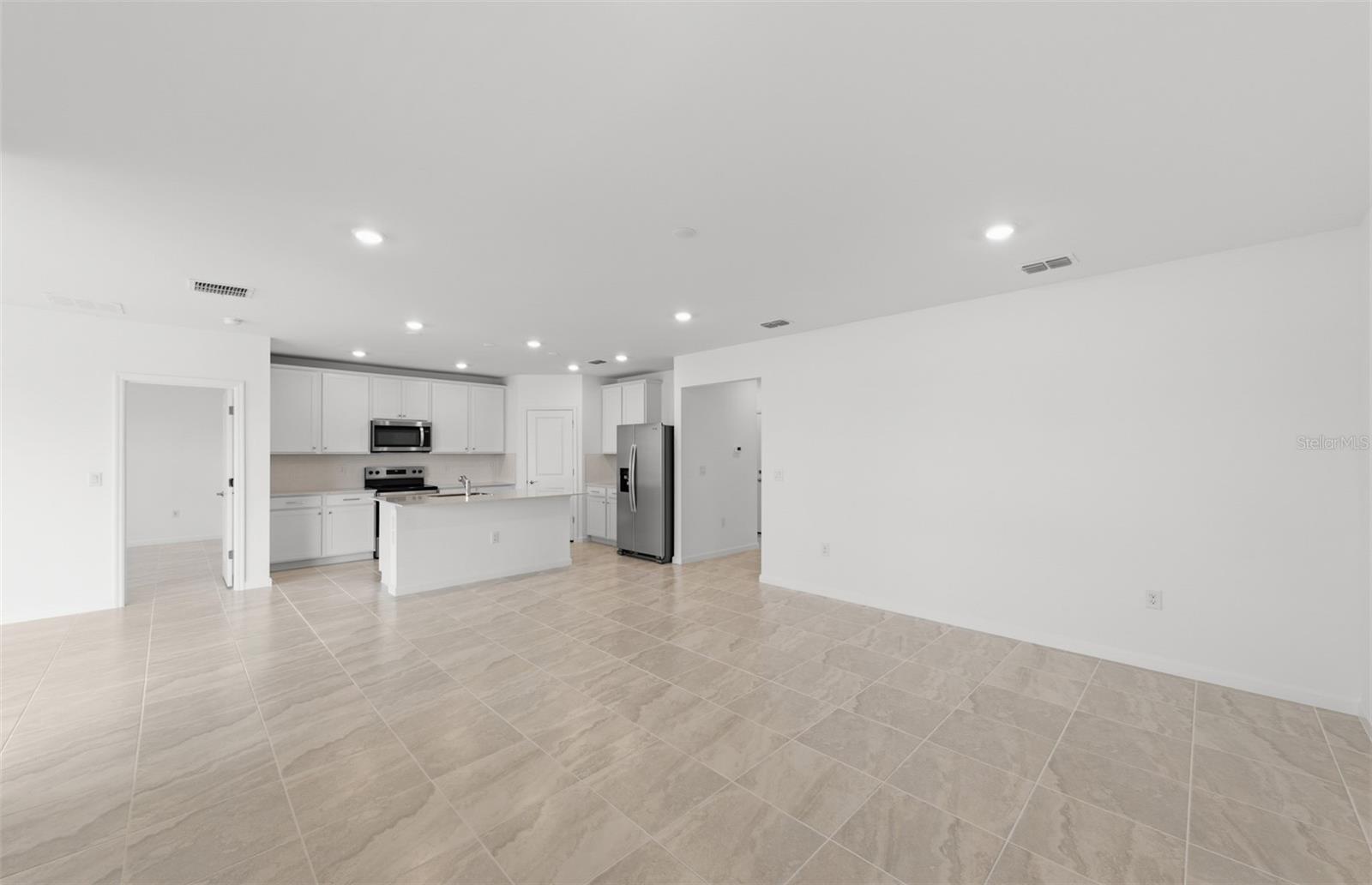 LAKESPUR WELLEN PARK - Residential