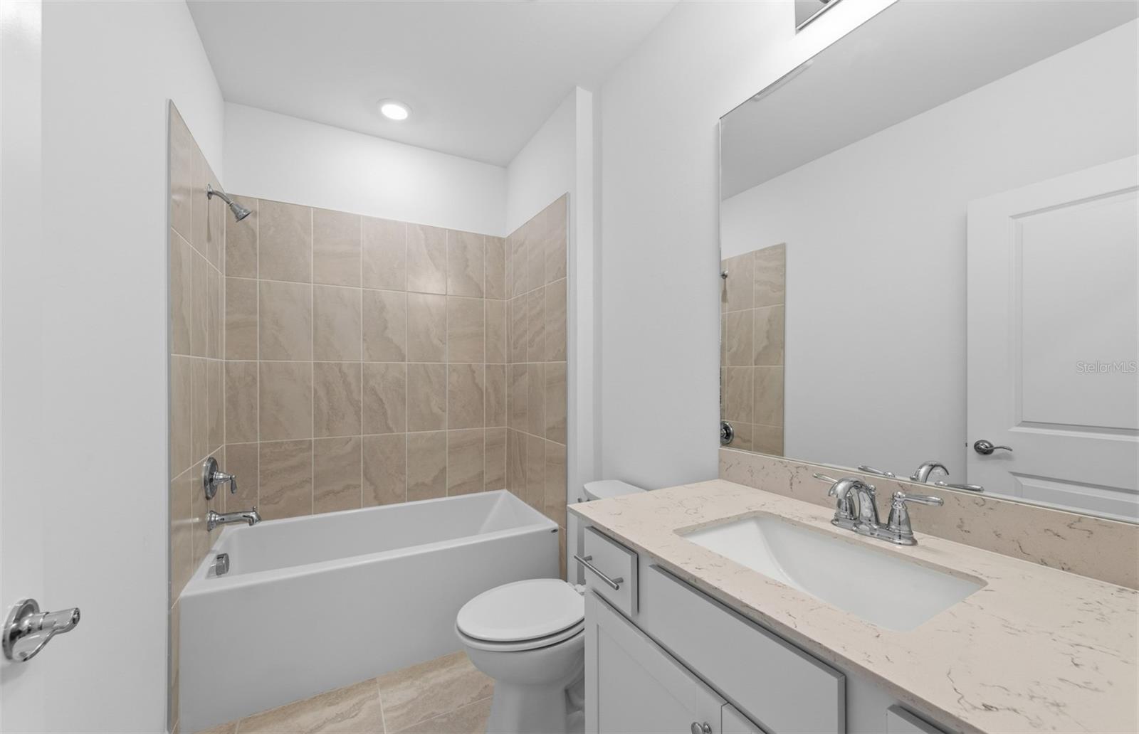 LAKESPUR WELLEN PARK - Residential