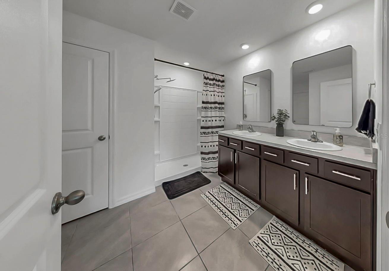 BERRY BAY SUB - Residential