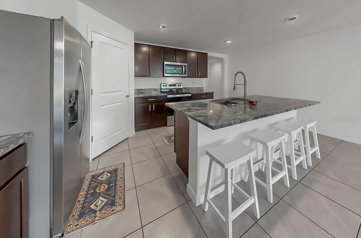 BERRY BAY SUB - Residential