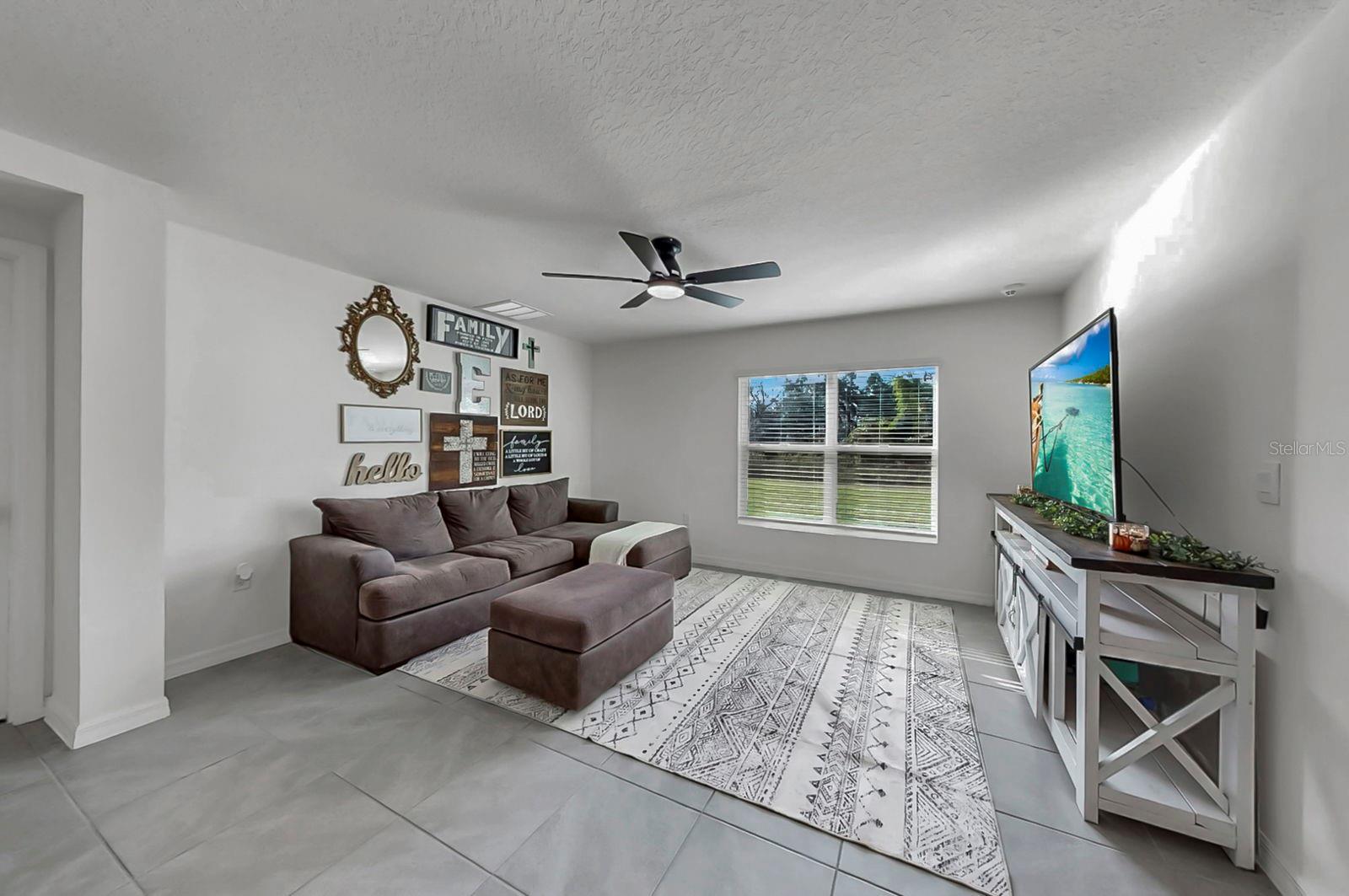 BERRY BAY SUB - Residential