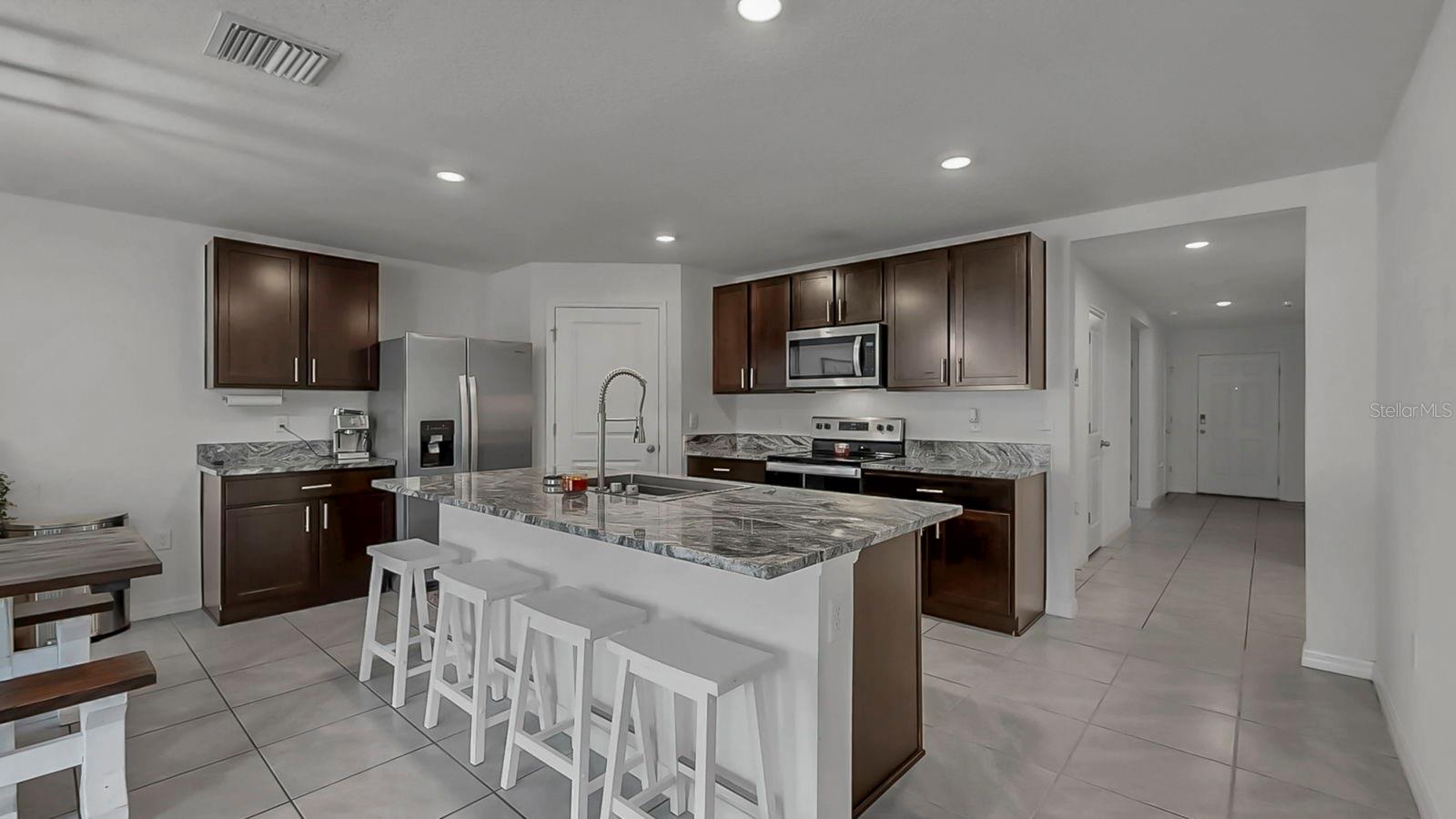 BERRY BAY SUB - Residential