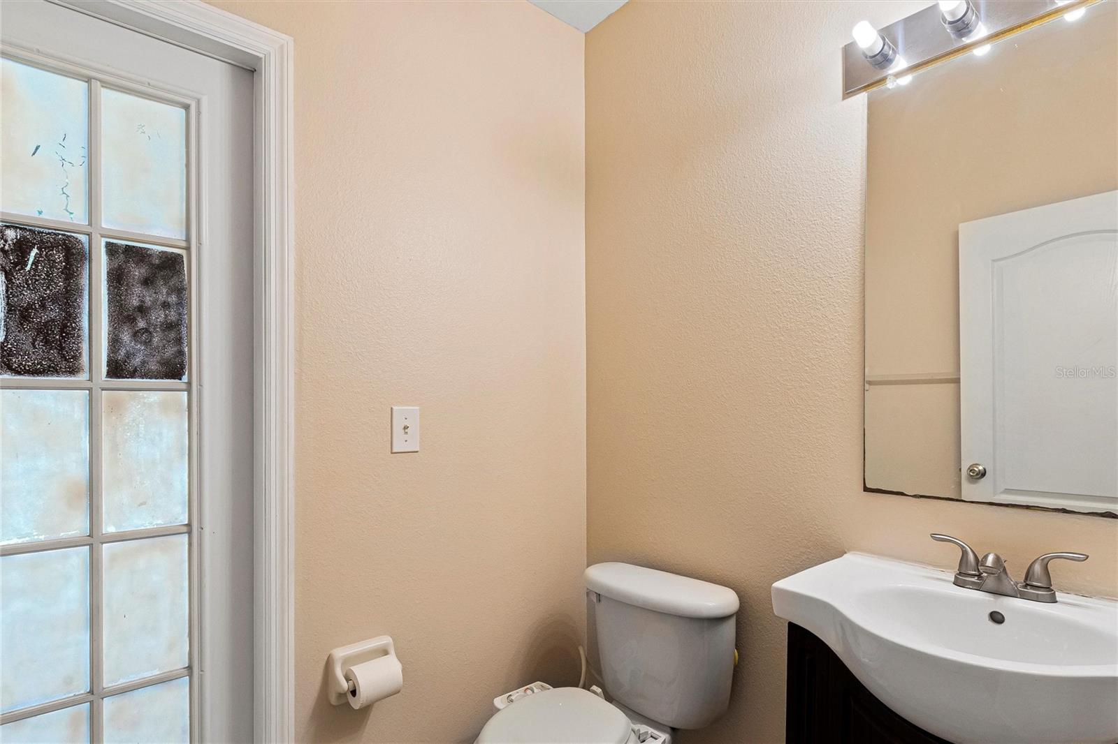 PARKER POINTE PH 2B - Residential Lease