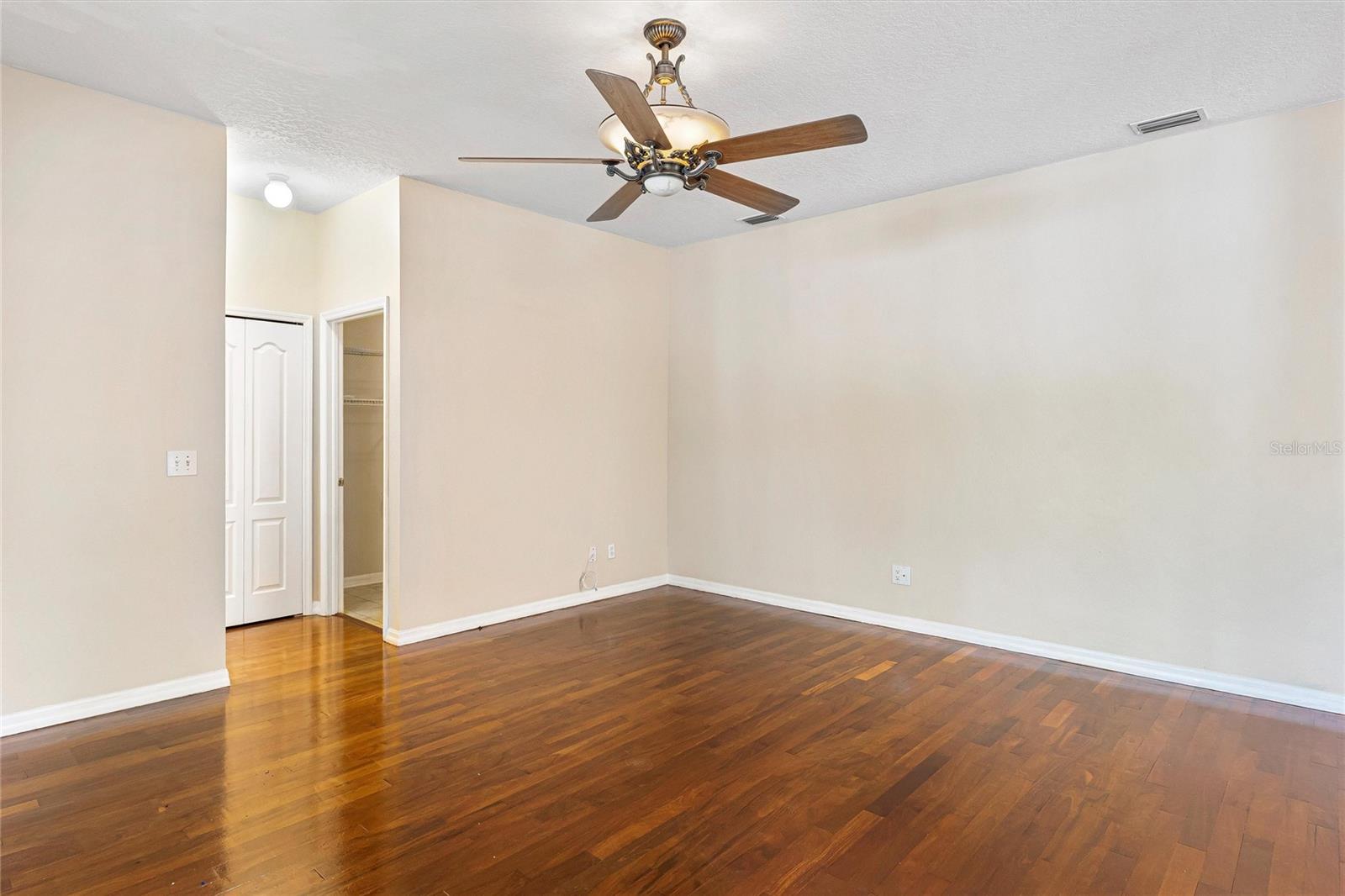 PARKER POINTE PH 2B - Residential Lease