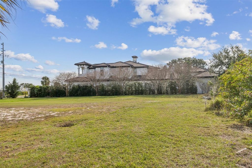 Photo of 939 S Bayshore Boulevard, Safety Harbor, FL 34695 (MLS # TB8463969)