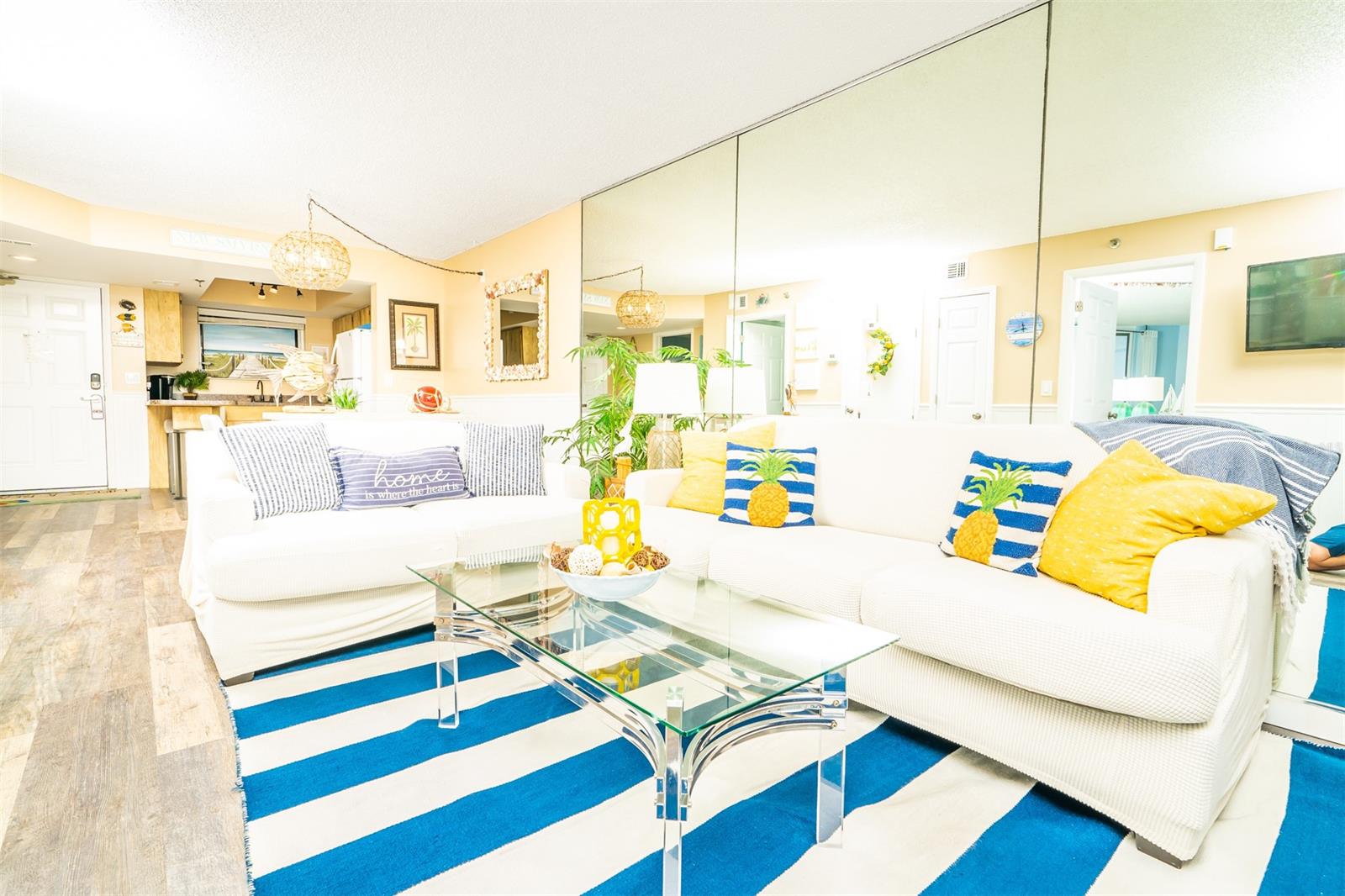 Oceania Plaza Condo - Residential