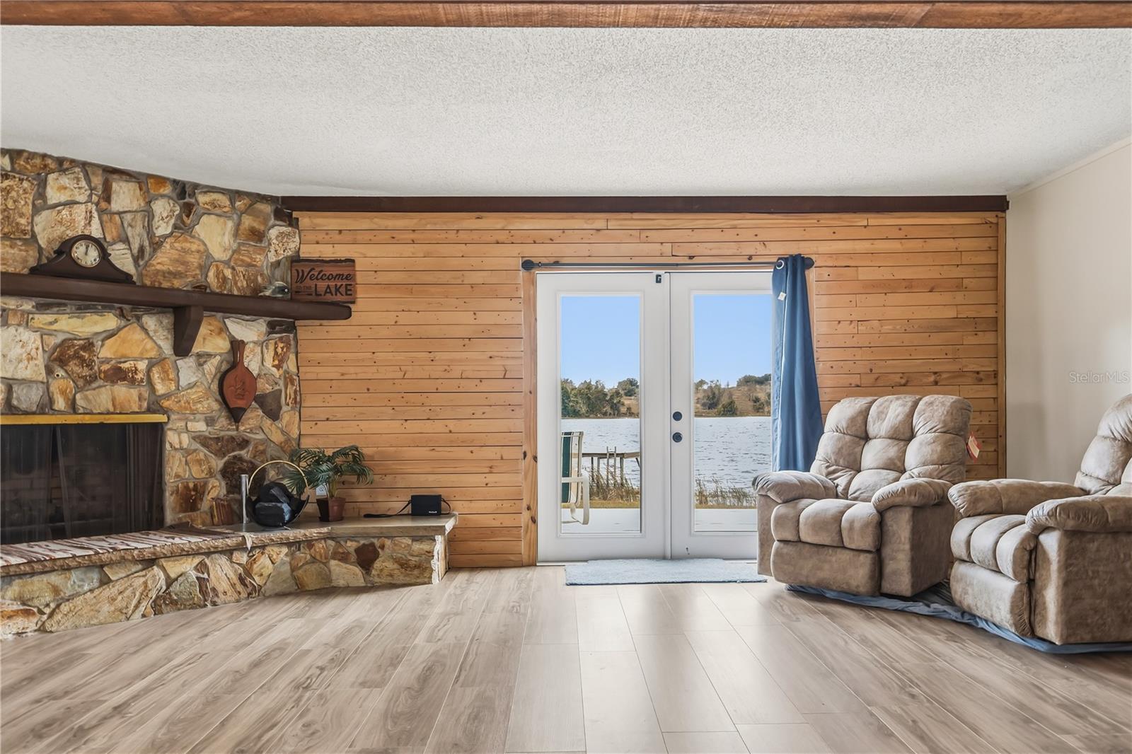 PATIO POINT - Residential