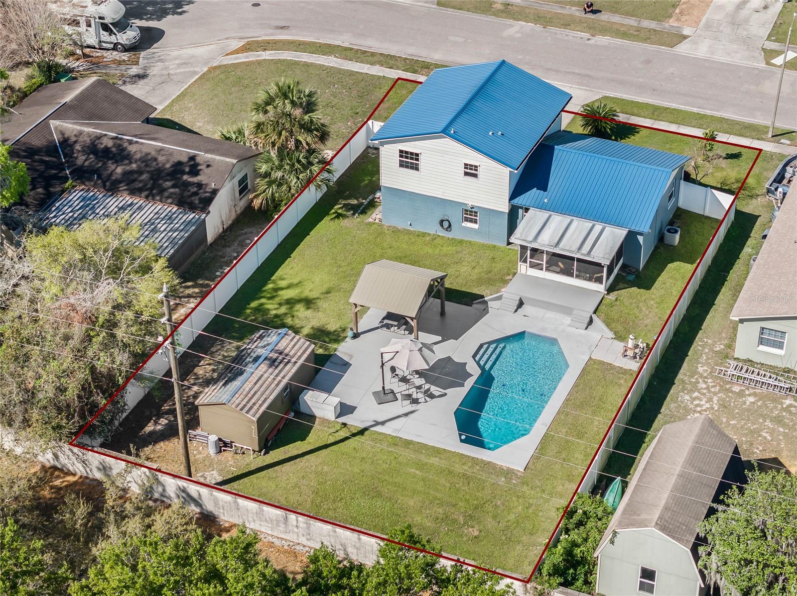 1189 LAZY HOLLOW PLACE