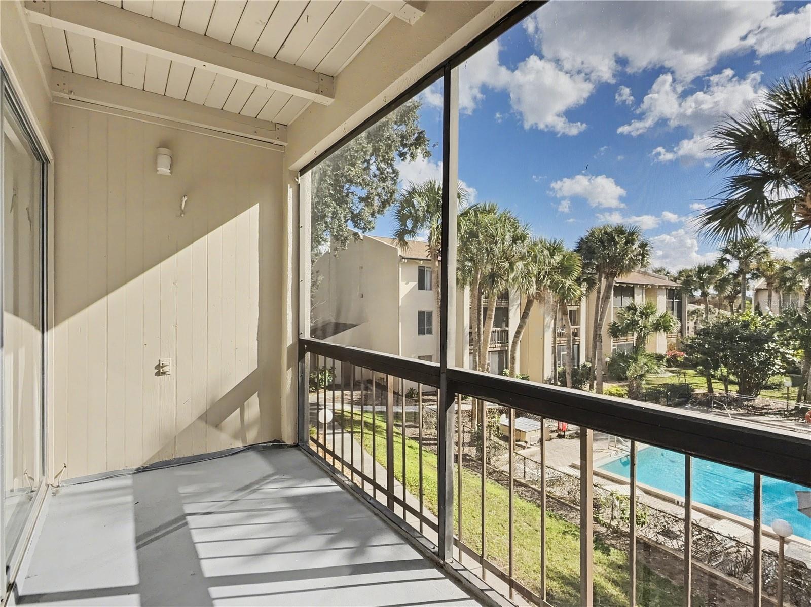 SANDY COVE - Residential Lease