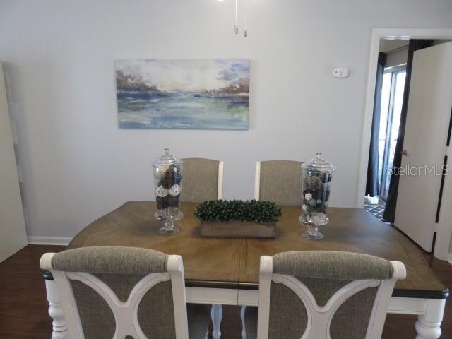 VILLAGE GREEN OF BRADENTON - Residential Lease