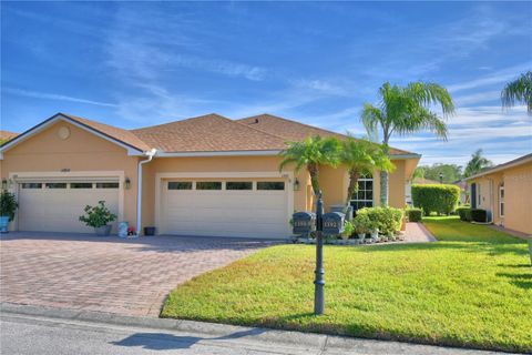 A home in WINTER HAVEN