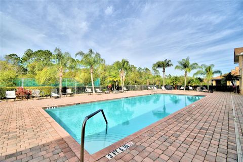 A home in WINTER HAVEN