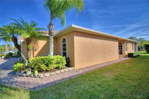 A home in WINTER HAVEN