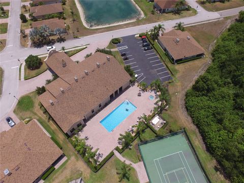 A home in WINTER HAVEN