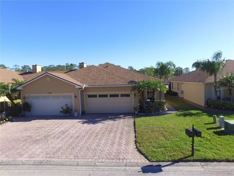 A home in WINTER HAVEN