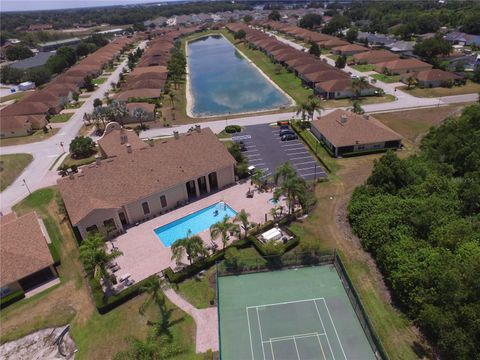 A home in WINTER HAVEN