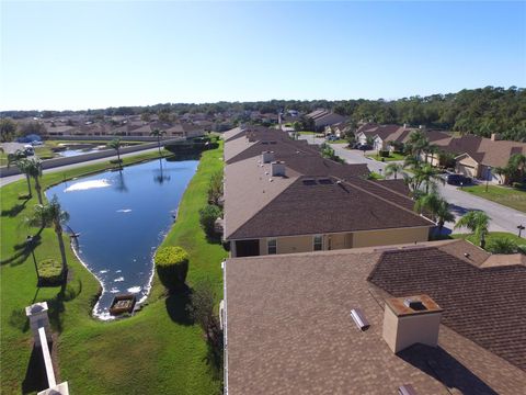 A home in WINTER HAVEN