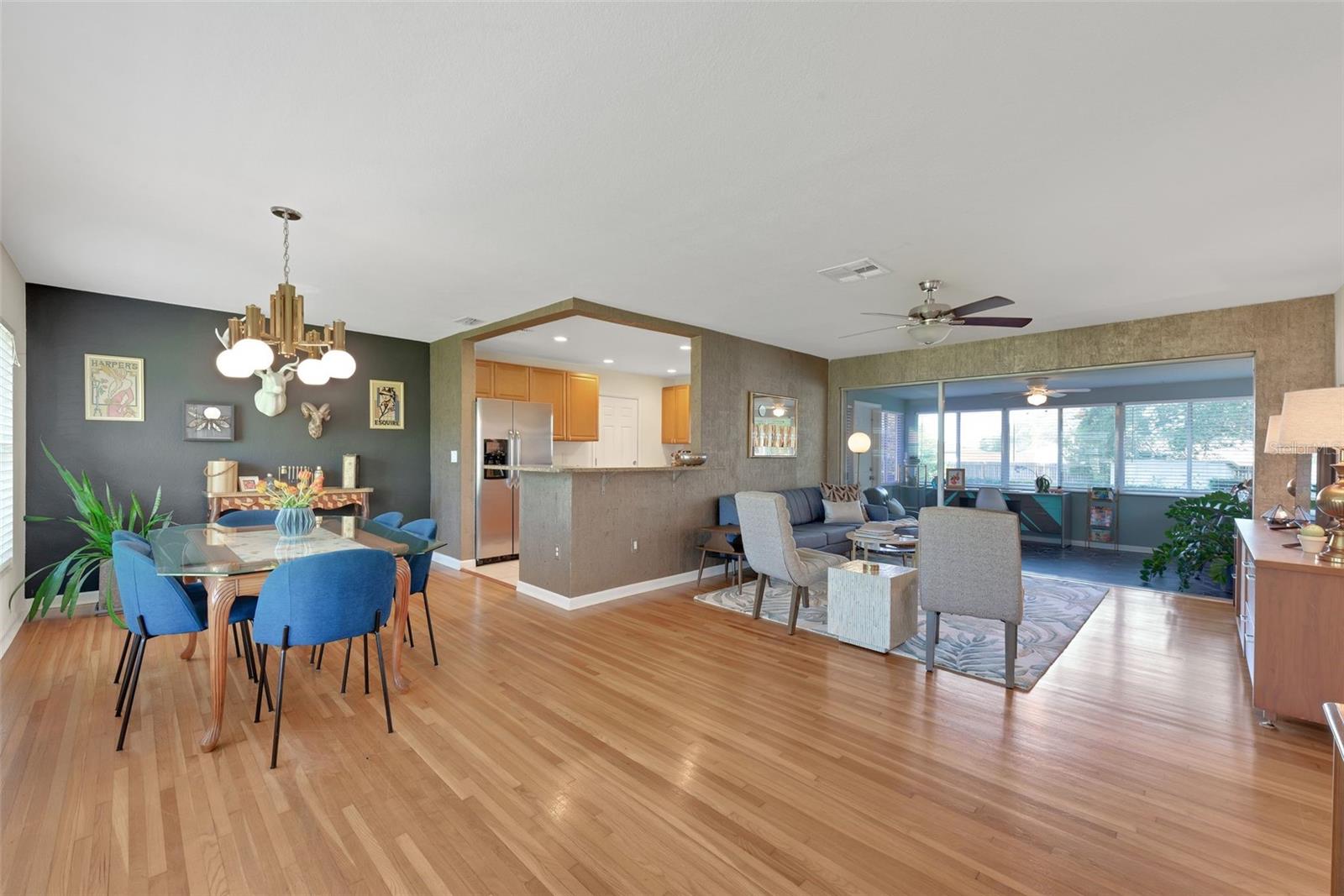 1220 MAGNOLIA DRIVE