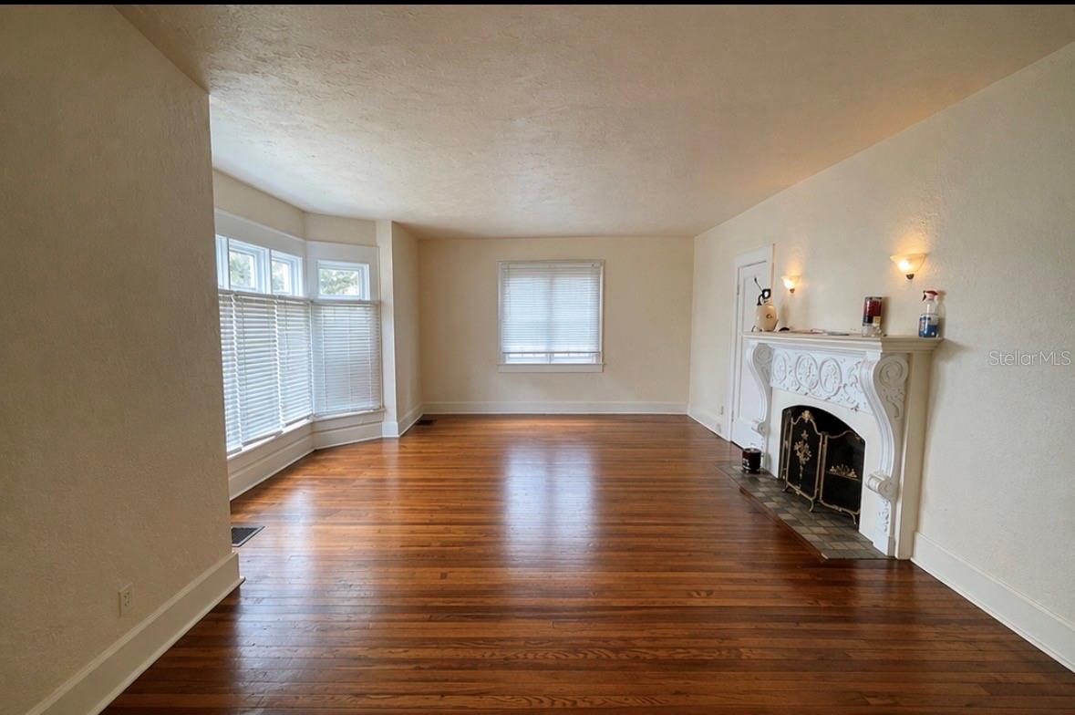 1225, 1225 1/2 11TH STREET N