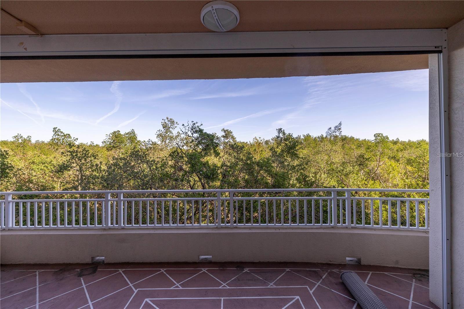 GRANDE VERANDAHS ON THE BAY - Residential