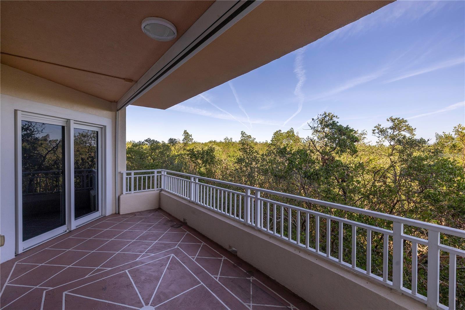 GRANDE VERANDAHS ON THE BAY - Residential