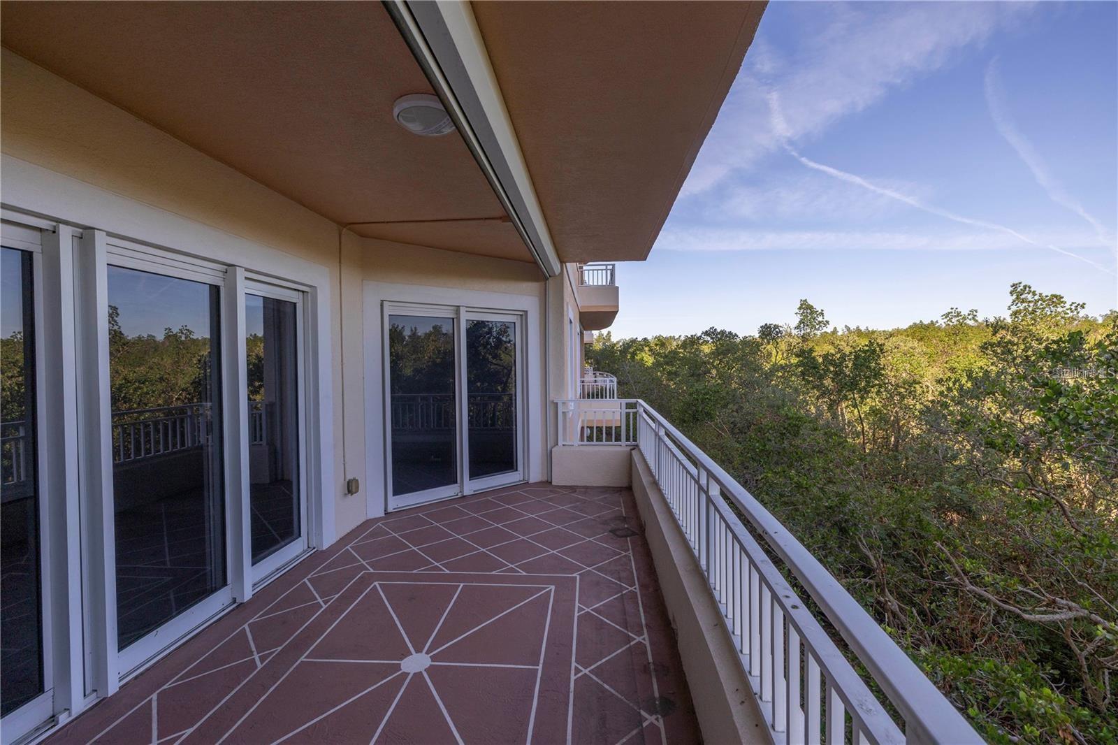 GRANDE VERANDAHS ON THE BAY - Residential