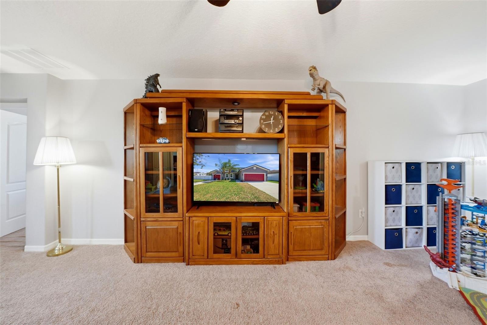 AYERSWORTH GLEN - Residential