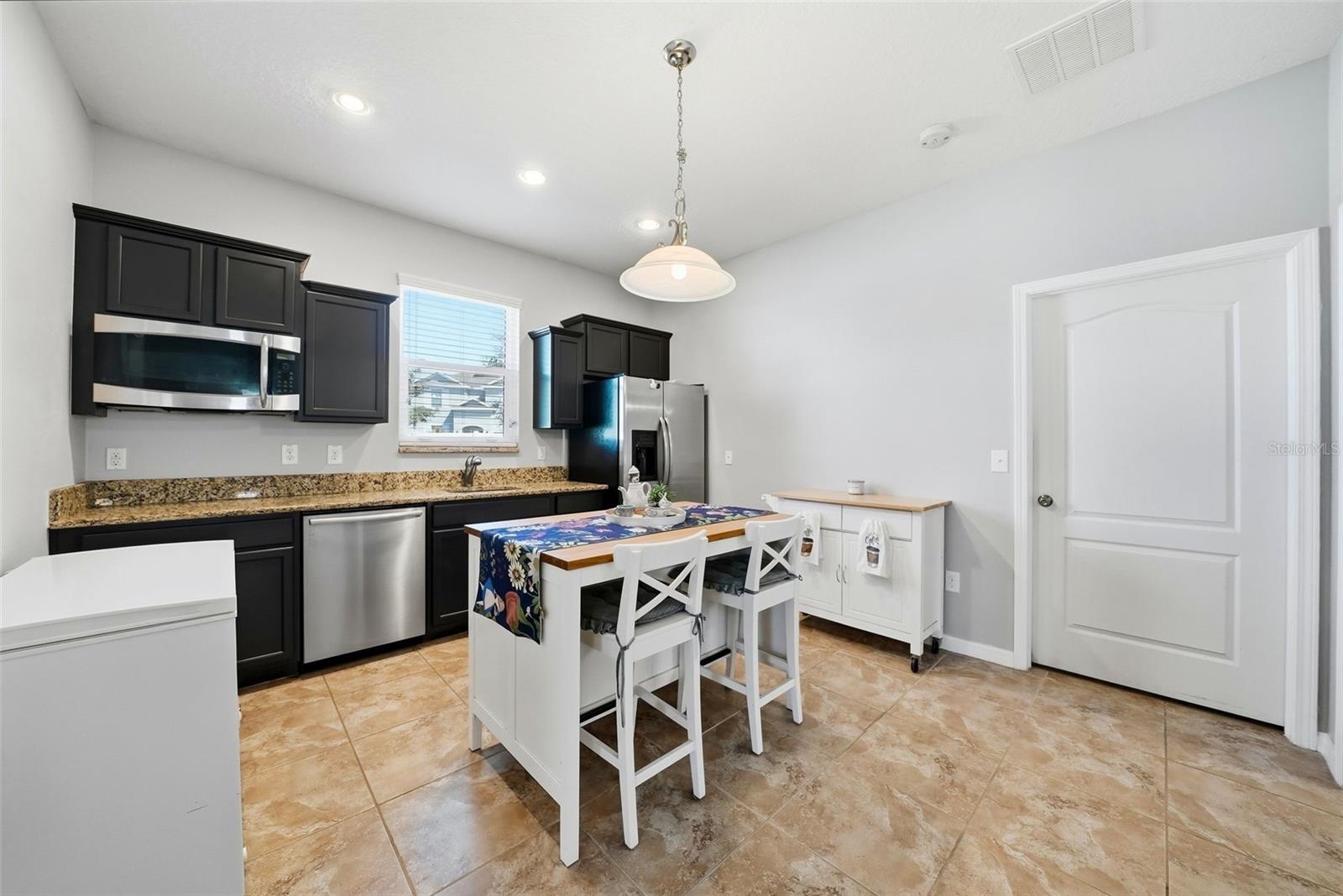 AYERSWORTH GLEN - Residential