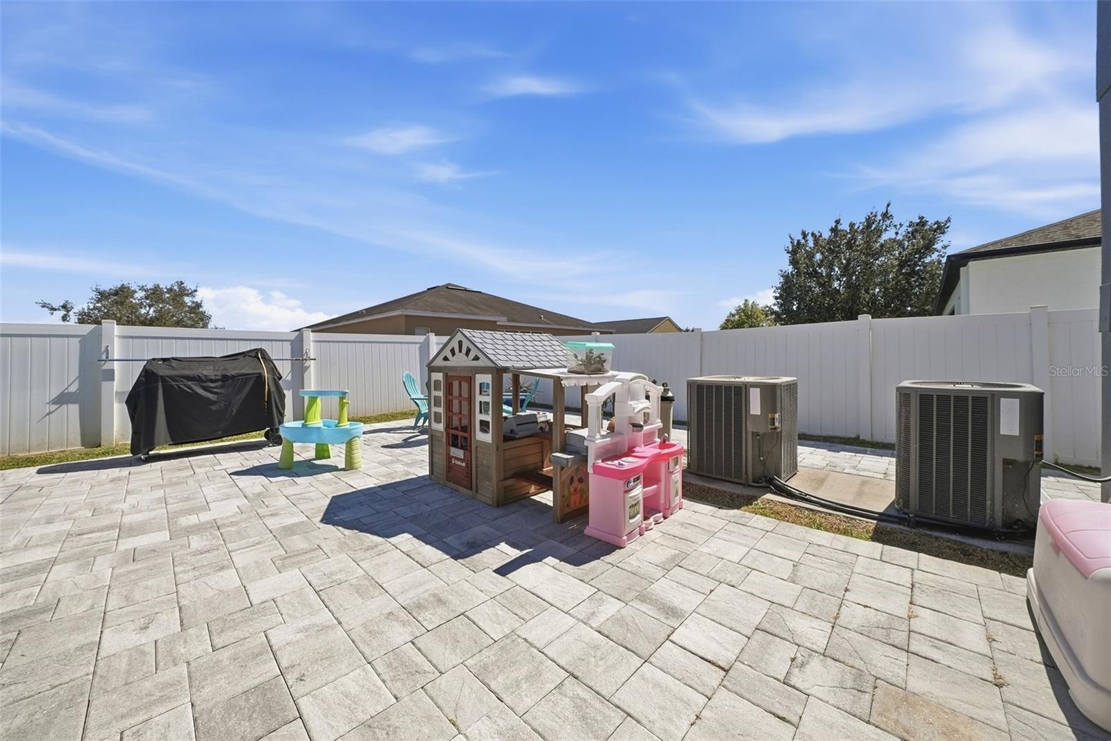 AYERSWORTH GLEN - Residential