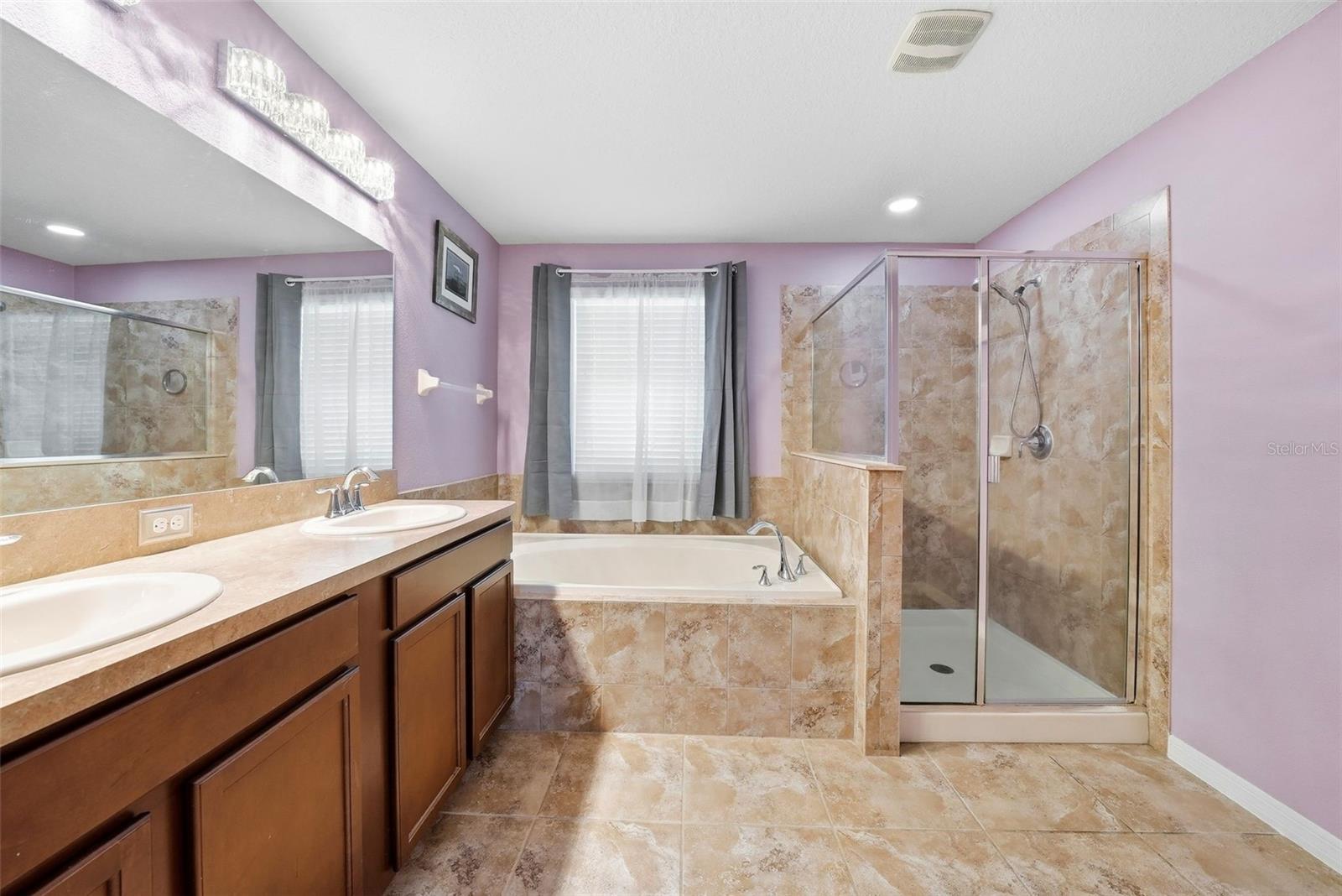 AYERSWORTH GLEN - Residential