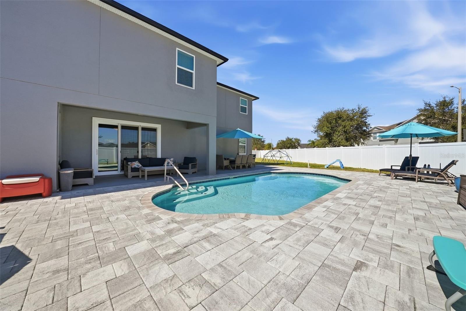 AYERSWORTH GLEN - Residential