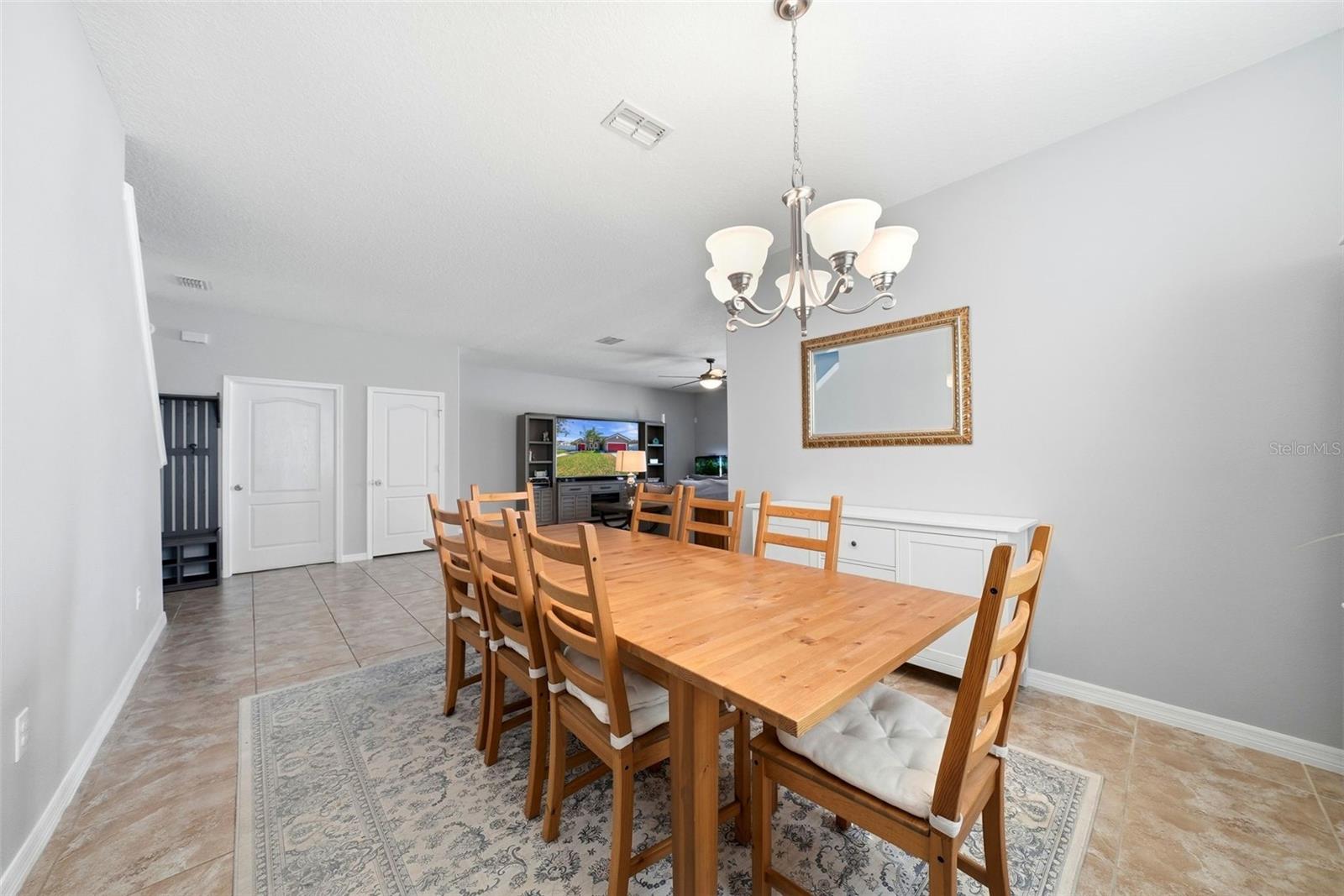 AYERSWORTH GLEN - Residential