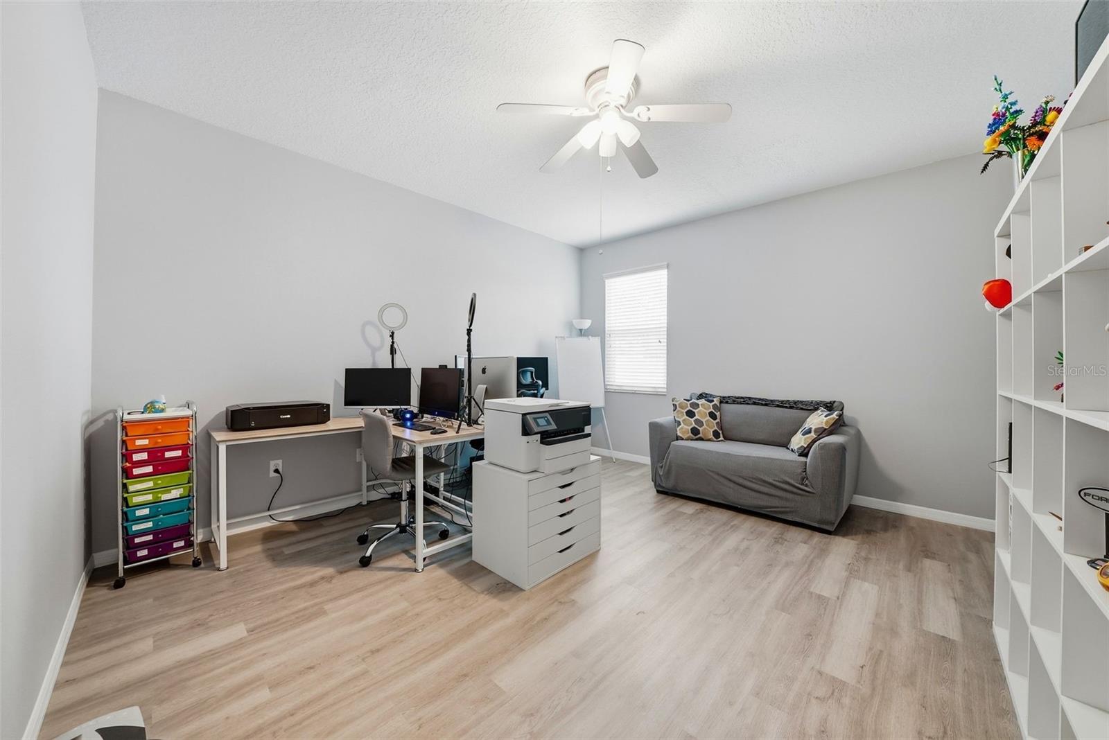 AYERSWORTH GLEN - Residential