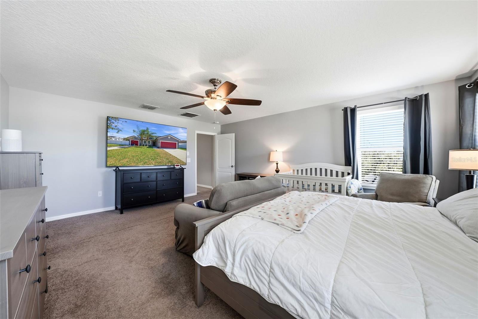 AYERSWORTH GLEN - Residential