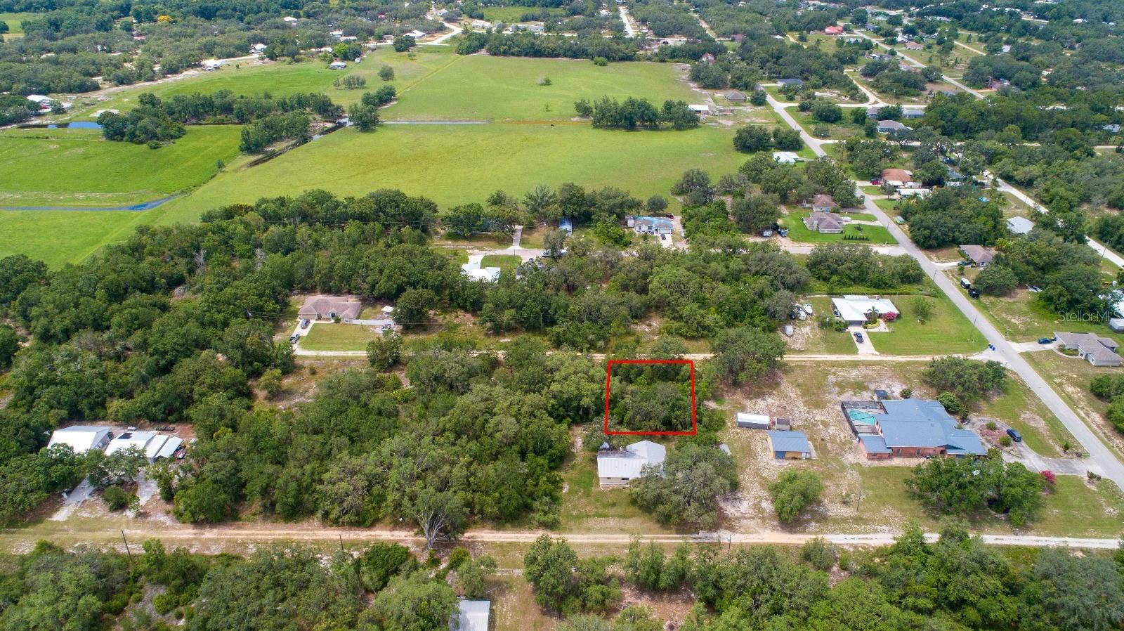 Land for Sale – 2644 London Rd, Avon Park, FL 33825. Lot Size: 0.18 acres. Road Frontage: 151.93 feet. Status: Buildable residential lot.
Property Features: Located in a quiet and growing residential neighborhood; Zoned for single-family residential use; Flat and dry lot, ready for development; No HOA restrictions; Electric available nearby. Location Highlights: 5 minutes from Lake Olivia and other nearby lakes;
10 minutes to downtown Avon Park shops, dining, and schools; 15 minutes to Sebring and US-27 for major retail and services; Peaceful, low-traffic area ideal for families. New homes being built in the area, adding long-term value.
Ideal for building a primary residence, vacation home, or long-term investment property.
This lot offers great potential for anyone looking to build in a quiet but accessible part of Central Florida. ALL INFORMATION FROM THE SELLER AND MUST BE VERIFIED BY THE BUYER!