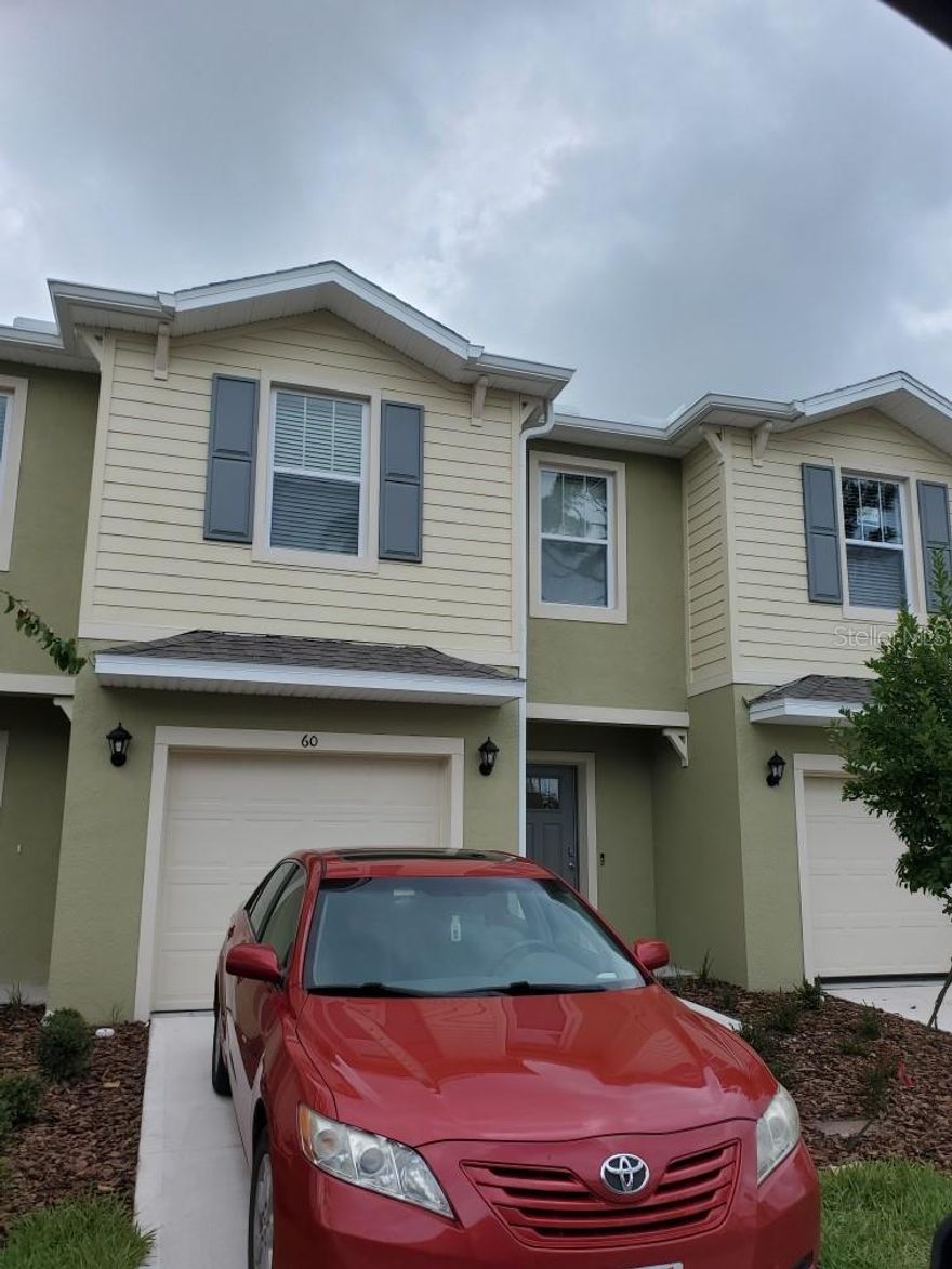 Brand New 3 bedroom 2.5 bathroom townhome in Port Orange.