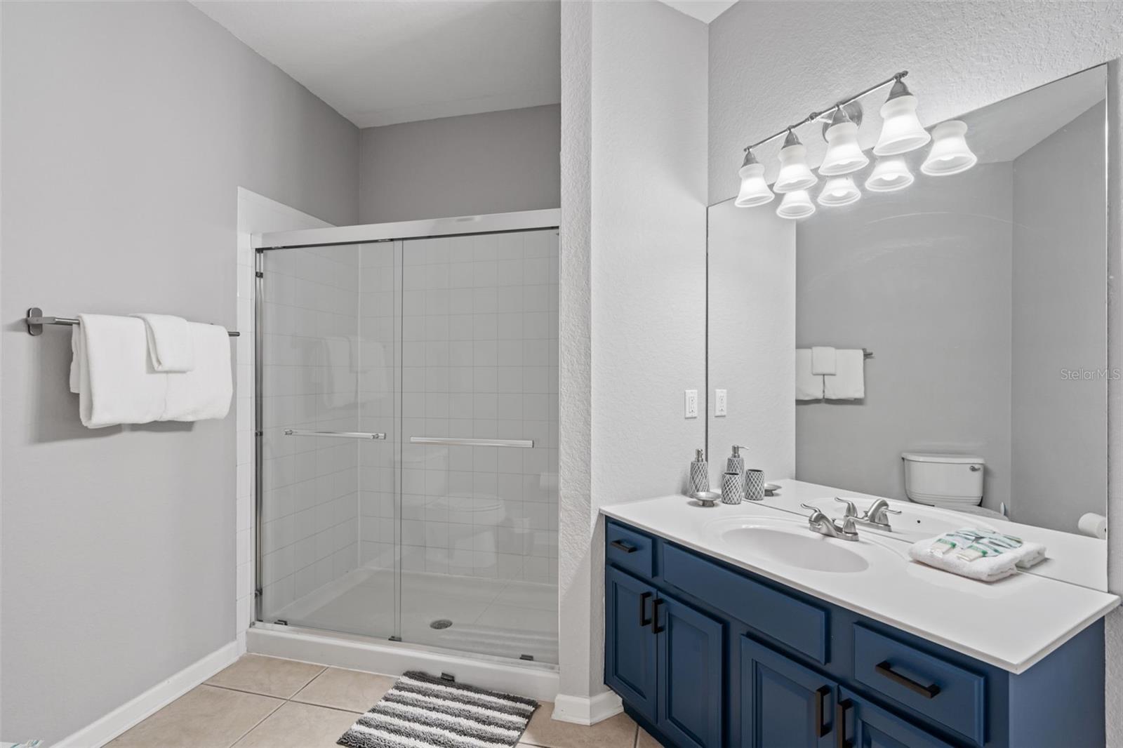 VISTA CAY - Residential