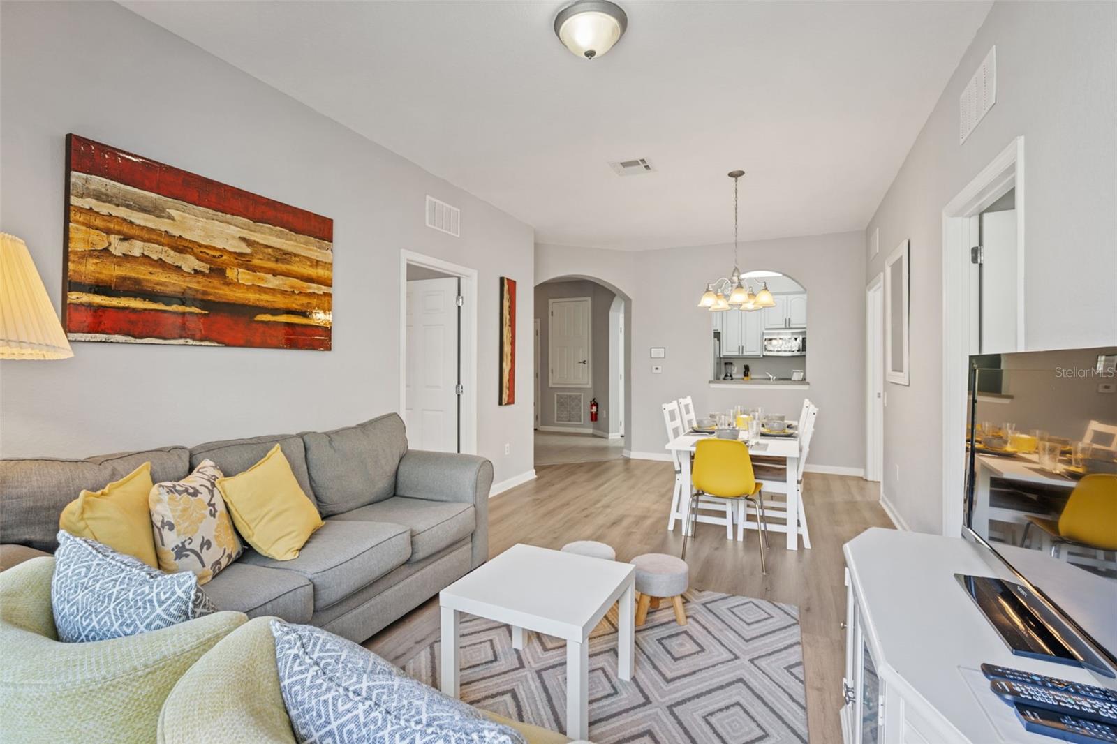 VISTA CAY - Residential