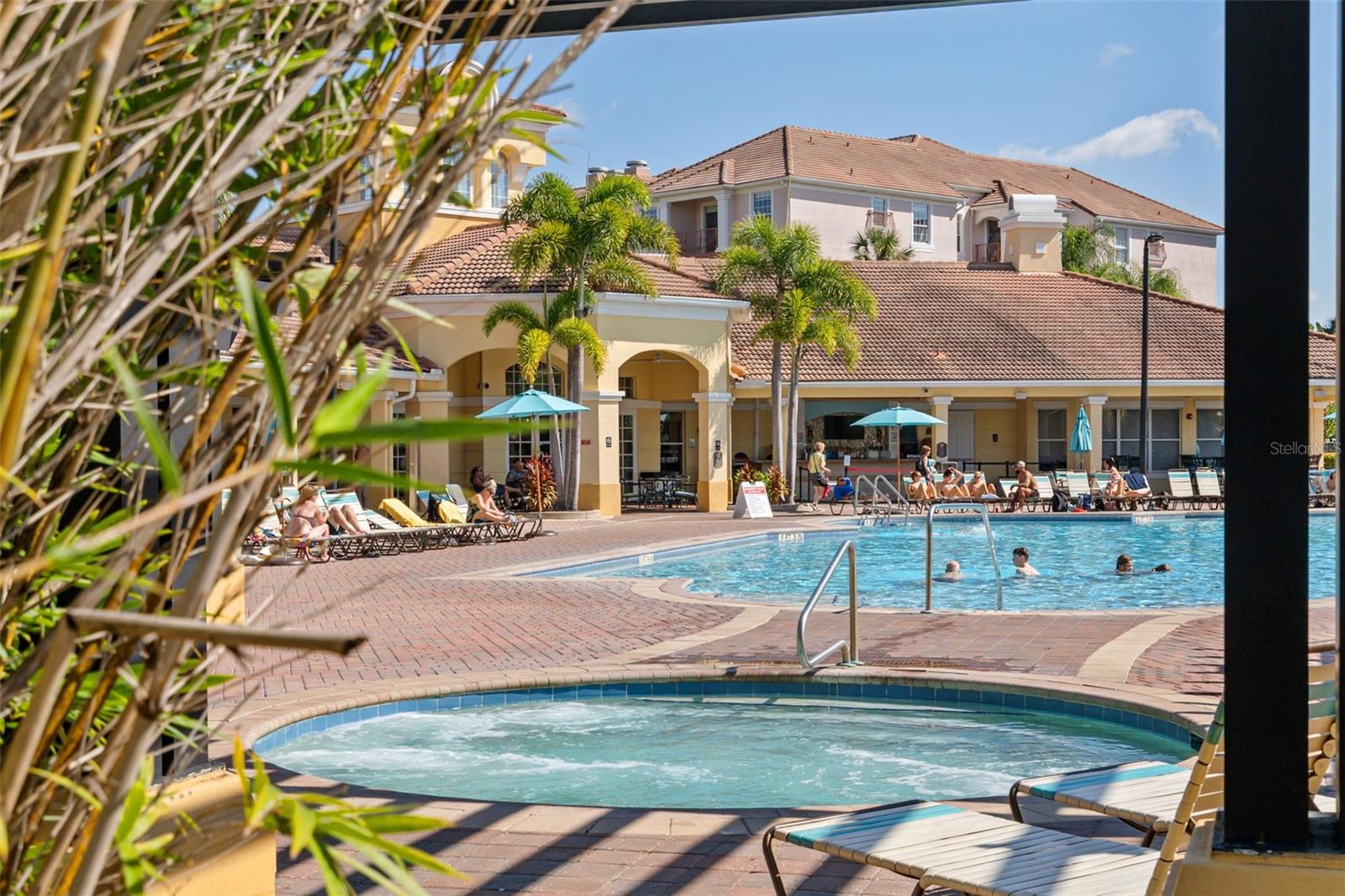 VISTA CAY - Residential