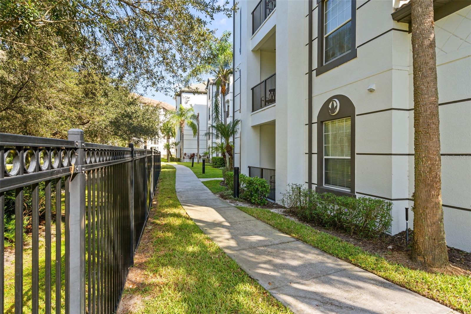 VISTA CAY - Residential