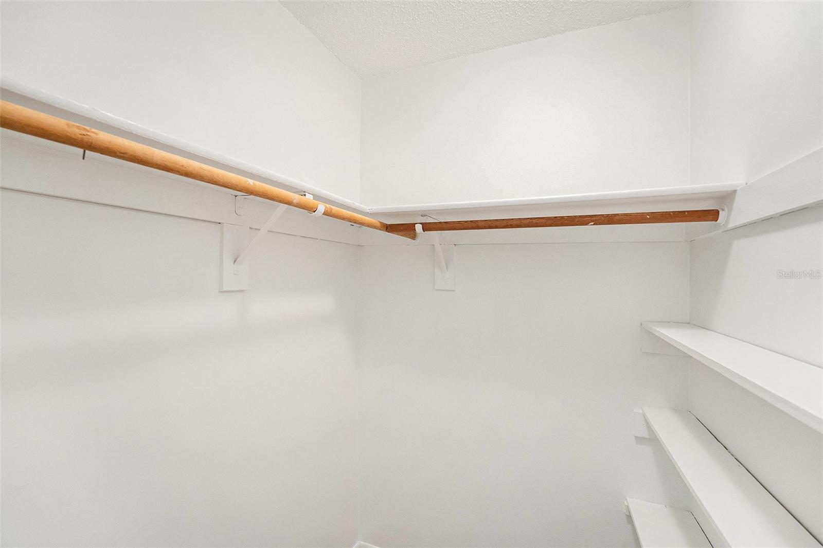 FIVE TOWNS OF ST PETE - Residential