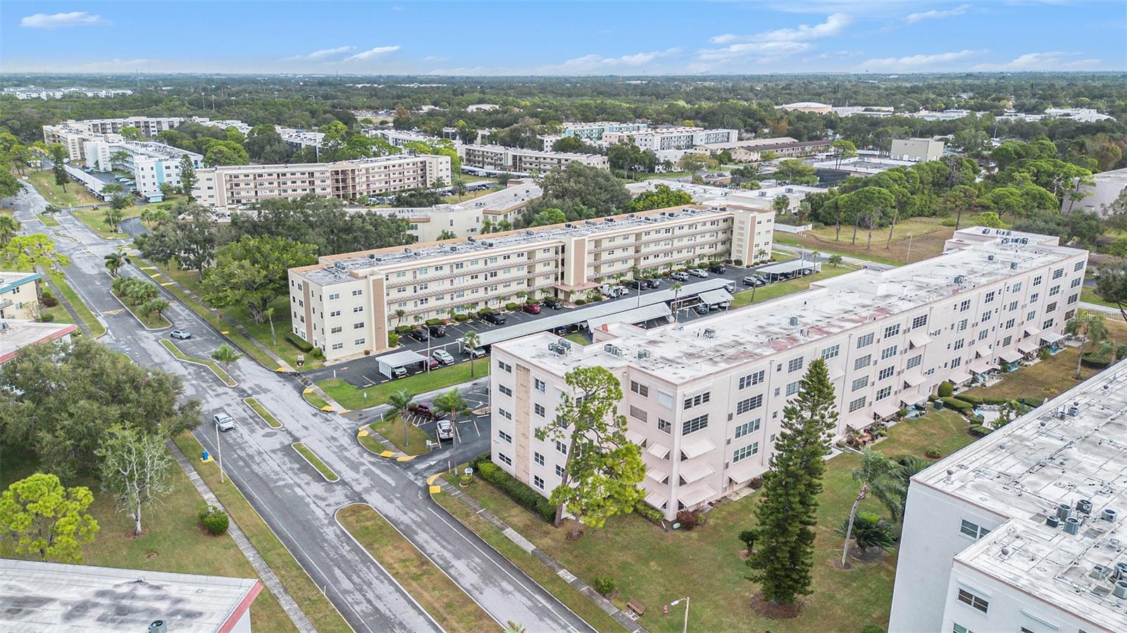 FIVE TOWNS OF ST PETE - Residential